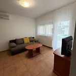 Apartman Yellow Sun *