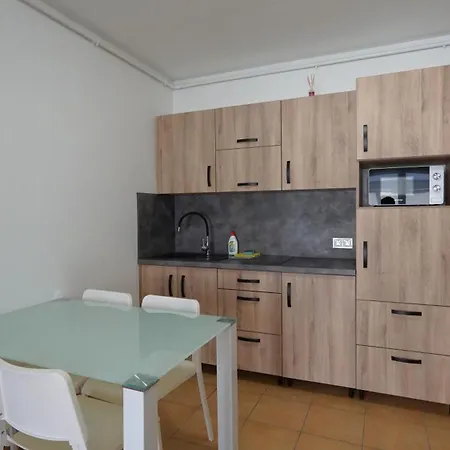 Lejlighed Yellow Sun *