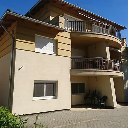 Yellow Sun Apartmán Siófok